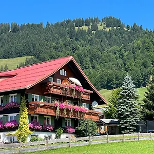 Nussbaumer Apartment